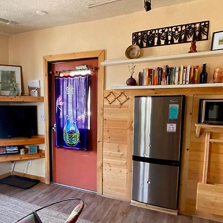 Lava Hideout Cabins Lava Hot Springs Εξωτερικό φωτογραφία