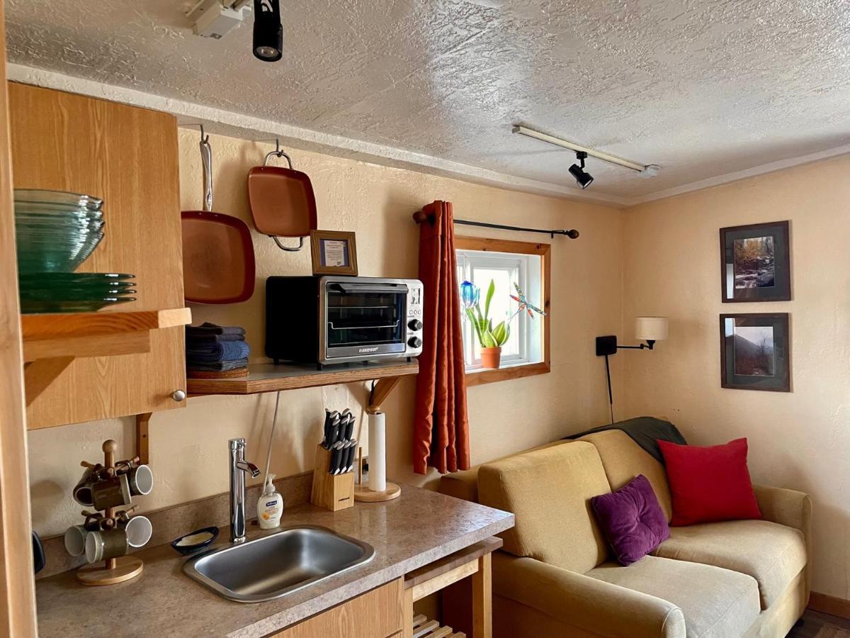 Lava Hideout Cabins Lava Hot Springs Εξωτερικό φωτογραφία